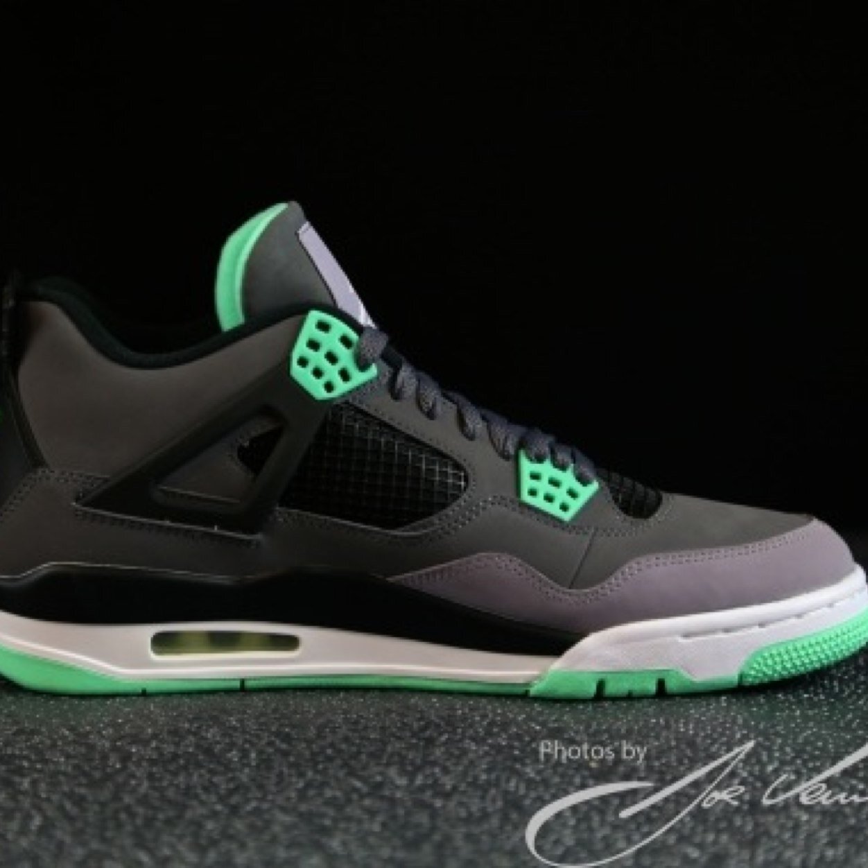 * Shoes for all the sneakerheads * DM what shoes you like! Follow and Enjoy