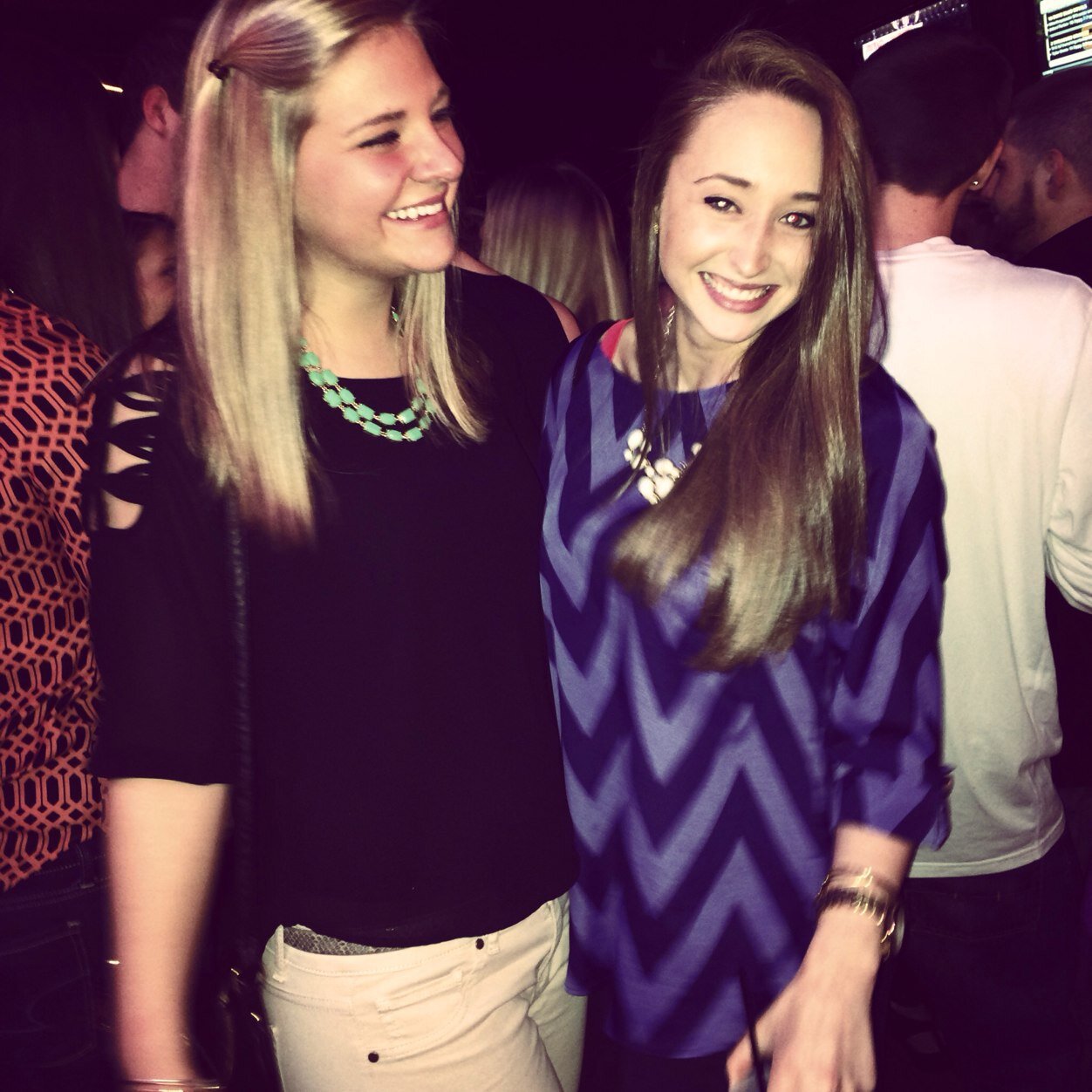 thoughtsofjaye's profile picture. 