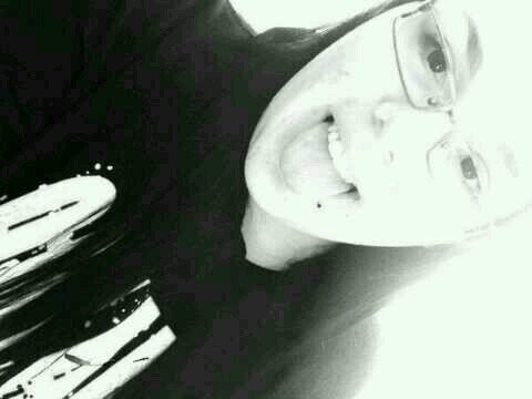 AutumnMxoxo's profile picture. Living In The Moment! 17 Years Young Directioner ~ Janoskianator ~ Mahomie.                Livingg that fangirl life. Dont judge me cunt.