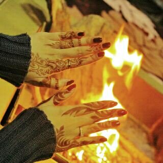 اذكـرو  اللـه  يذكركـمـ 

1 - ﺳبـحان اللّه ♡♡'  
2 - واﻟحمد للّه ♡♡'
3 - لا اﻟہ إلا الّله ♡♡' 
4 - اللّه آكبر ♡♡'  
5 - וﺳﺗﻏﻓړ  ﺂﻟﻟـَّـۂ