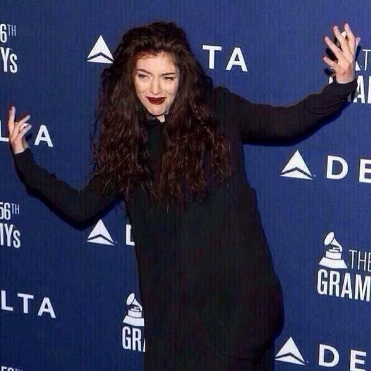 Making you uncomfortable during Lorde's performances:-)