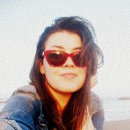 Mlle_Ji's profile picture. Student, Riviera - south of France, love Night out, window shopping, romantic and victorian literature.