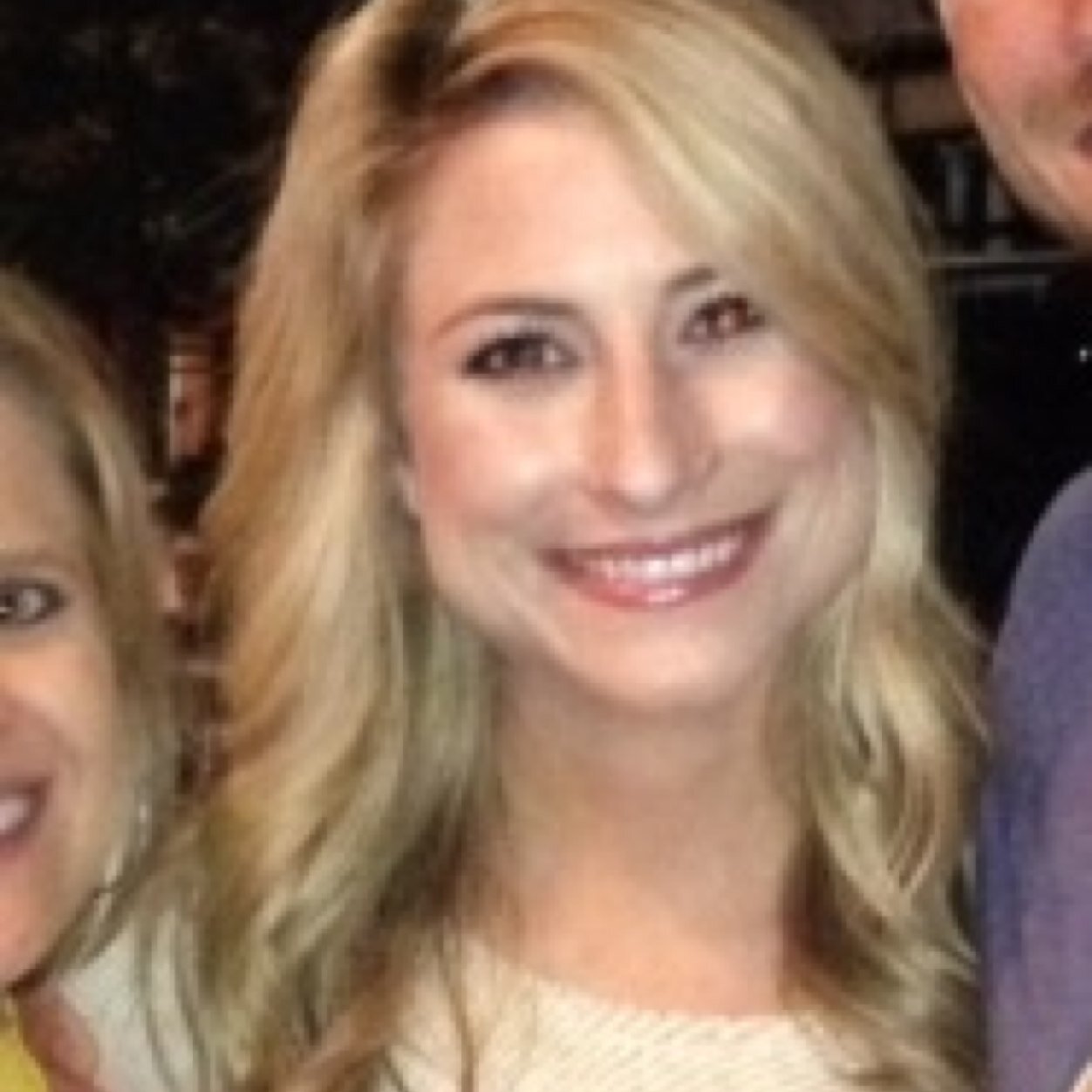 AELeBlanc8's profile picture. 