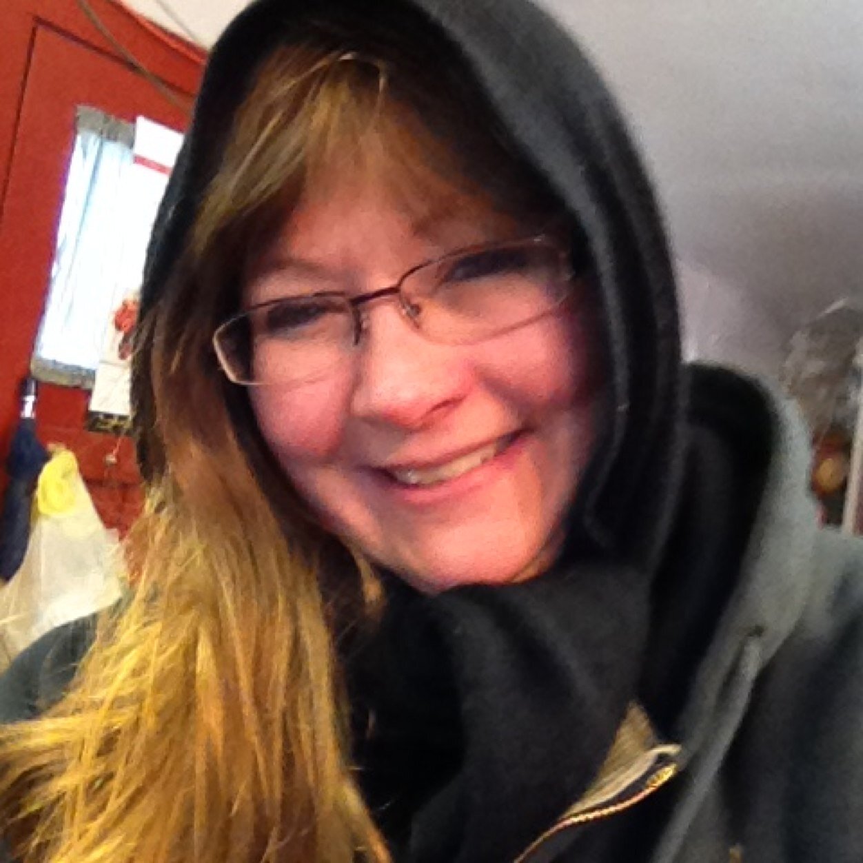 bobbietrees's profile picture. Florist/Greenhouse Owner.  Happy to be Alive!