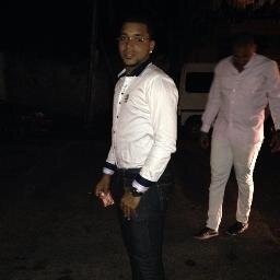 JOVEN ESTUDIANTE DE MERCADEO CON DESEO DE PROGRESAR Y CONOCER E INTERACTUAR CON PERSONAS QUE ME PUEDAN BRINDAR ALGUN APORTE