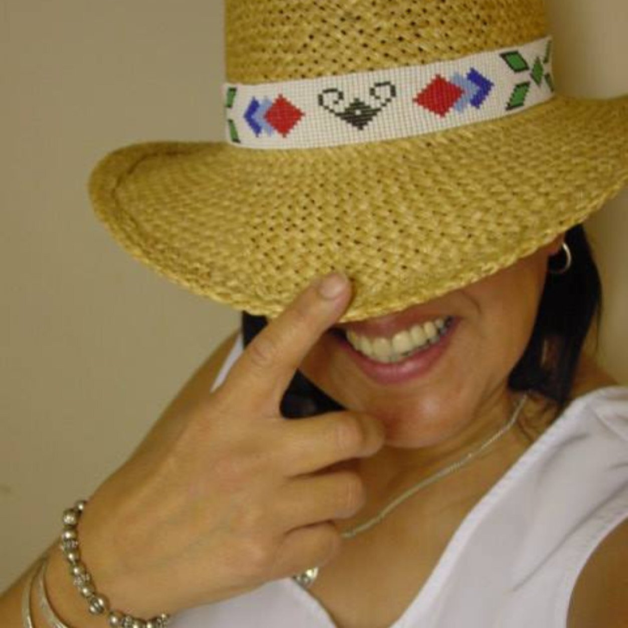 Carrier_Woman's profile picture. 