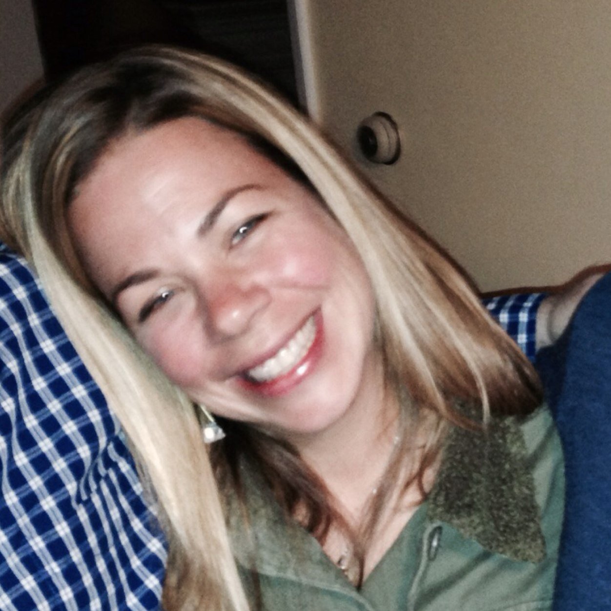 azcombs's profile picture. 