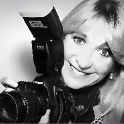 Full time portrait photographer, 25 years in business.  Married and love golf, travel, poker, family and dogs!