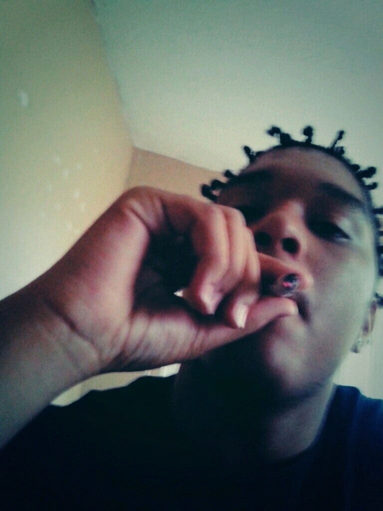 IRollTheBest_'s profile picture. CHASING MY DREAM | Engaged to @Seduce_Tinyyyyy | #ZOE #HAITIAN | #TrapLife | Smoking Gas ! | God Loves Me ! Fear No Evil ! I LOVE MOLLY ! #FREEBANDZ | 7-2-13❤️