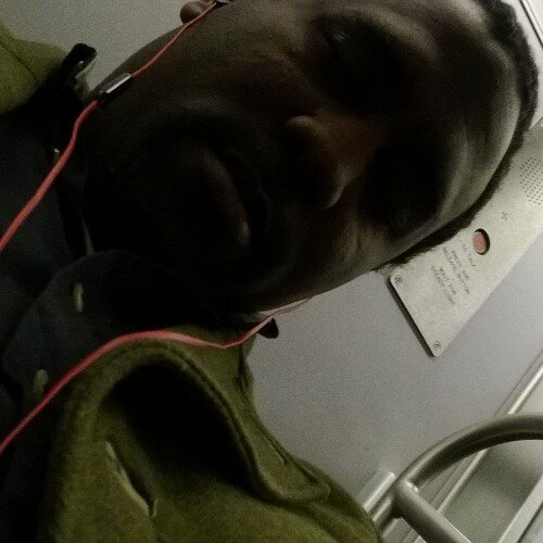 Host of Late Night with Da D-Train Thursdays 2pm-5pm on @WPRB I love music,sports, and politics. Twitting to you random things that pops into my head!