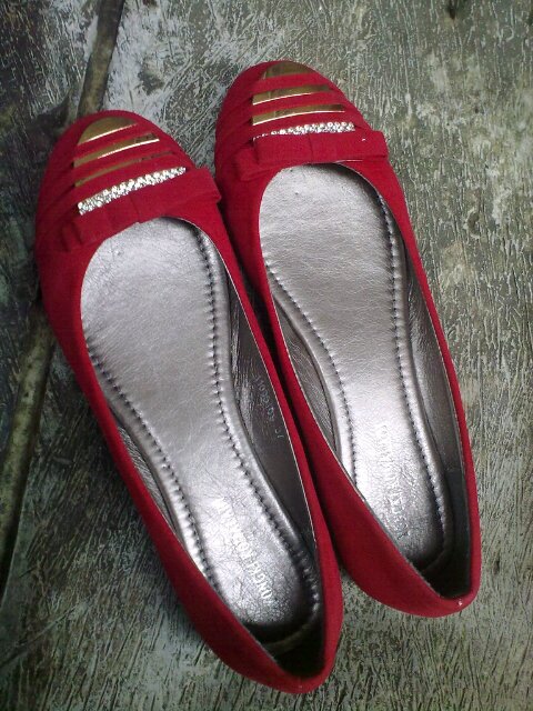 Need PB, Sepatu New Balance uk.37, Tas Jansport. Trusted online shop. New and second stuff. for serious buyer dear :)