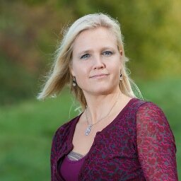 Kernzaken - Bijdragen aan krachtig Intuïtief Leiderschap in organisaties-Docent Nyenrode-Keynote Speaker-houdt van zeilen- hardlopen- schrijven