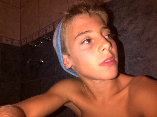 Pin:2B567E65