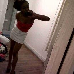 ♡| La Barbie Jamaicaine ♡|  { WINKI WINK -,O } 
 FOLLOW ME AND I WILL FOLLOW BACK, PLEASE SIGN MY TWITTATION =  https://t.co/ngaRRQNoC9 (◕‿◕). WEB IS