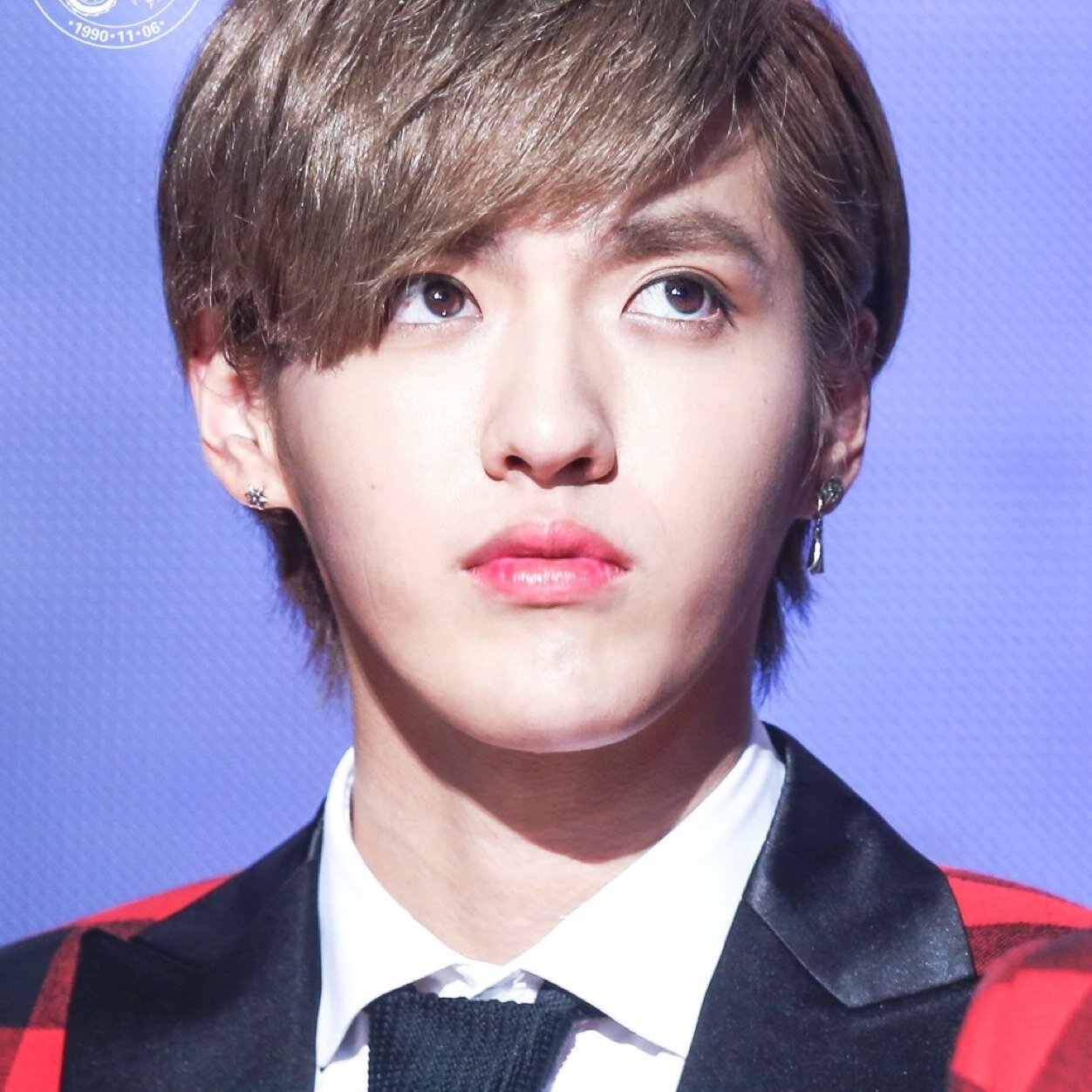 อันยอง กระผม อู๋ฟาน ลีดเดอร์สุดหล่อ จาก exo mฟอลมาสิครับ ^^ บยอนน้อย @BYUNBAEK50M_ #บานชื่นแฟม เปิด:10/9/56