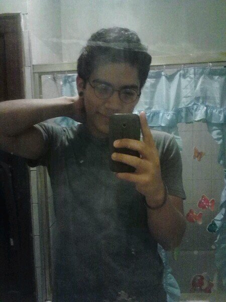 Fihs_Eddie's profile picture. music, movies & food