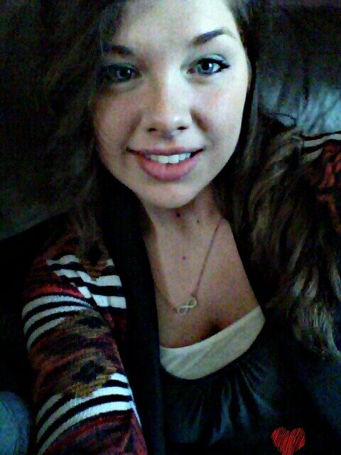 AshleyWika's profile picture. 