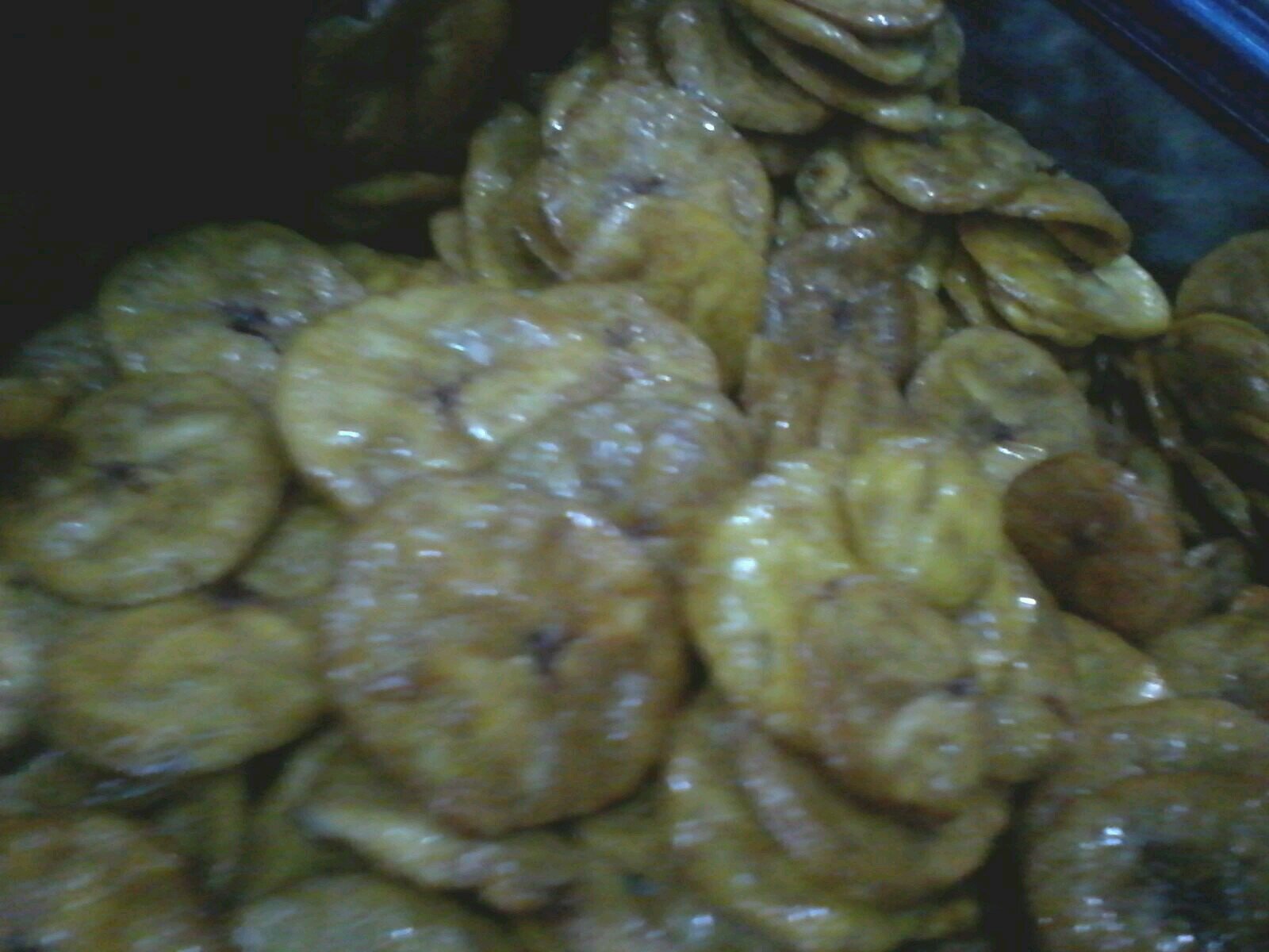 Berbagai Macam Camilan. Eceran atau Grosir, kami siap.  Kompleks Pertokoan Borobudur 3G Malang (reseller welcome )