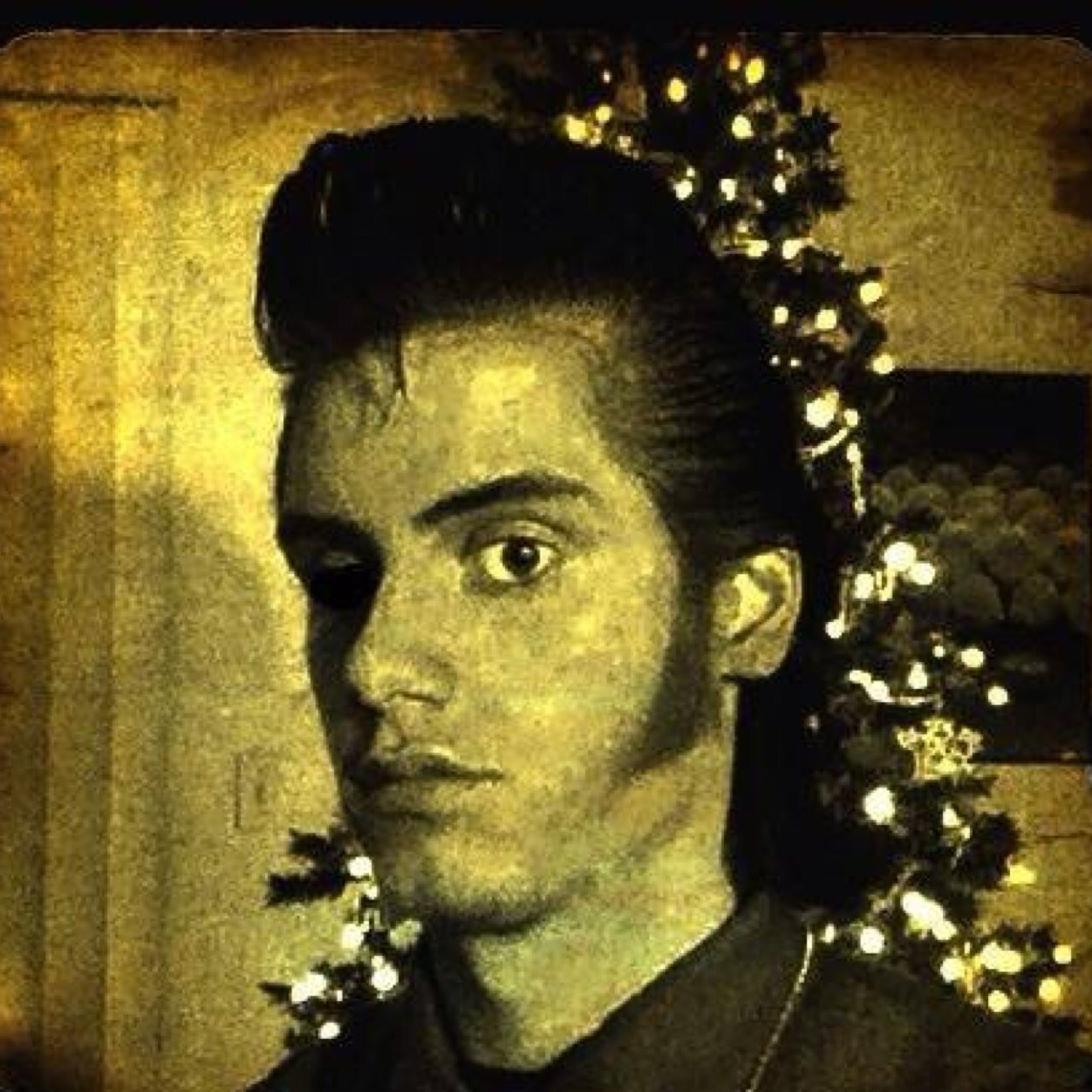 nic_as_elvis's profile picture. Nic stacy is a portland based elvis tribute artist. He also studies criminal justice and is an aspiring modern day opera tenor.