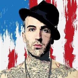 I'm proud of my Alabama boy @Yelawolf I'm girl #SLUMERICAN  https://t.co/9D7ZA0eglC