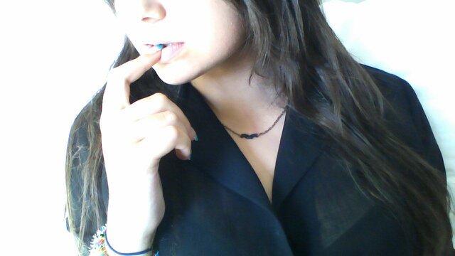 DM me & I'll follow yuu :')