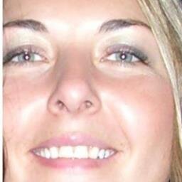 mirella13's profile picture. 