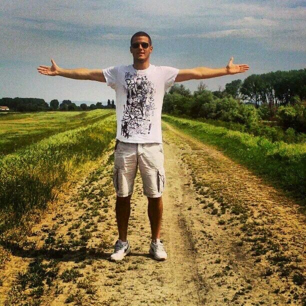 Nenad Milosevic on Twitter: "4-4-2"