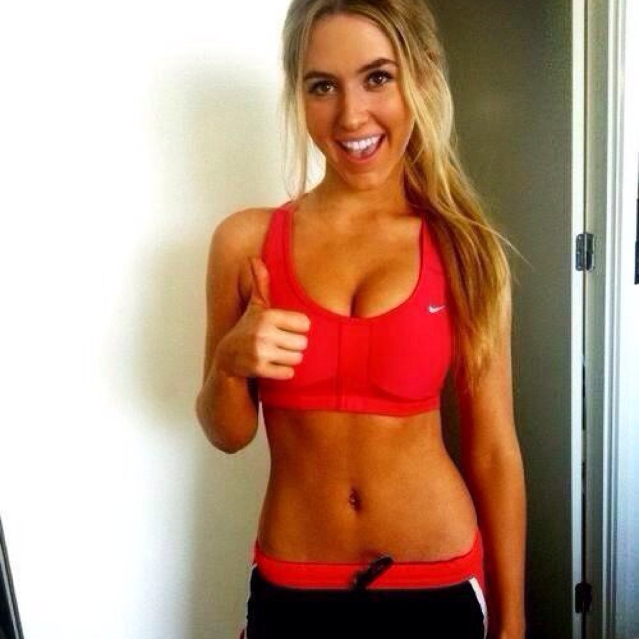 gethipgetfit's profile picture. 