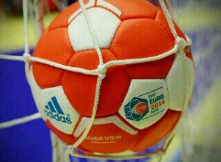 Fotos HD de balonmano, motivate con los tweets, la felicidad esta a tres pasos, si das un paso hacia atras, que sea para coger carrerilla, 7 titanes.