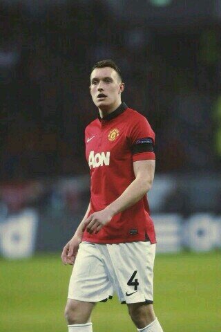 Phil Jones fans from indonesia |Support @ph1lj0nes and @manutd | Give you information and pictures about Phil Jones and Man United | CP:089623661359/ 768A4AC5