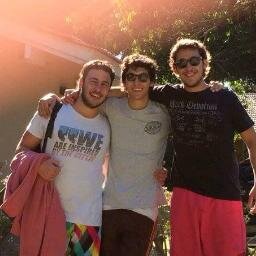 luchogregor's profile picture. Constructor de cohetes, experto en pizzas, amante de los gigantes