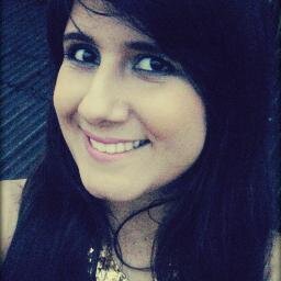- Por trás de cada olhar, existe uma história que ninguém conhece.
http://t.co/AK4AbE76a5