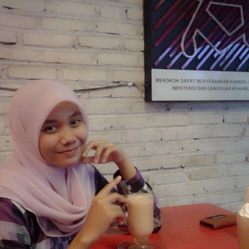 DevieAtmadja's profile picture. 