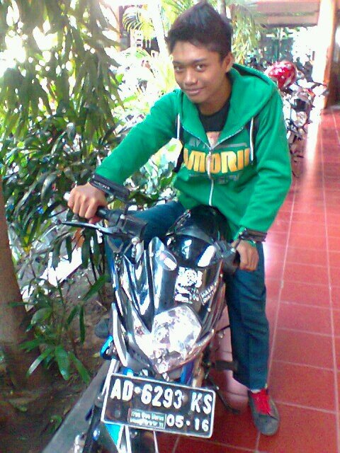 aku hanya mirip kentoez