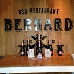 #Restaurant Bernard | Anno 2012 | Als een warme deken van pure verwennerij past Bernard om ieders schouder! Gelegen in het oude centrum van #Voorburg!