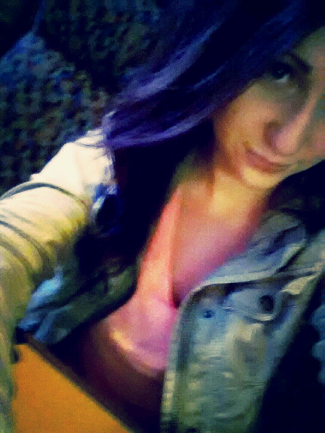 shaeknips's profile picture. 