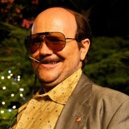 tipsterputero's profile picture. Viejo gordo y pajillero amante de las putas y el dinero.