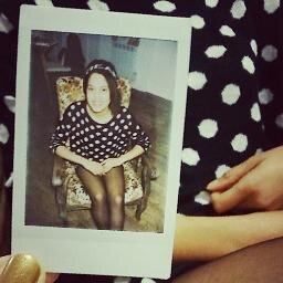 LolieMenseau's profile picture. Peut-être bien qu'à force d'être une larve, je me transformerai en papillon ?