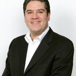Bombero, periodista y profesor