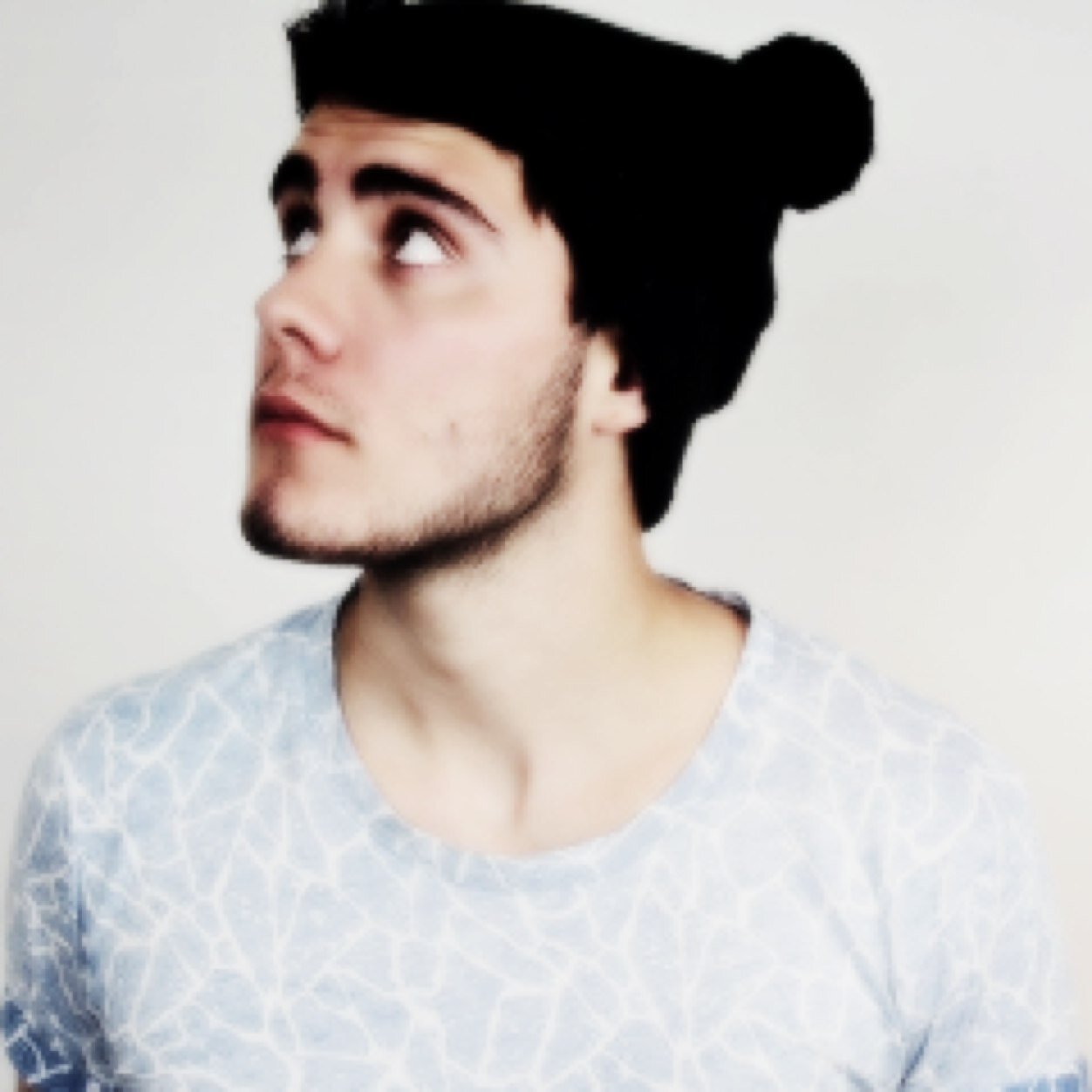 Alfie Deyes here. I don't really know what to say... Bye.