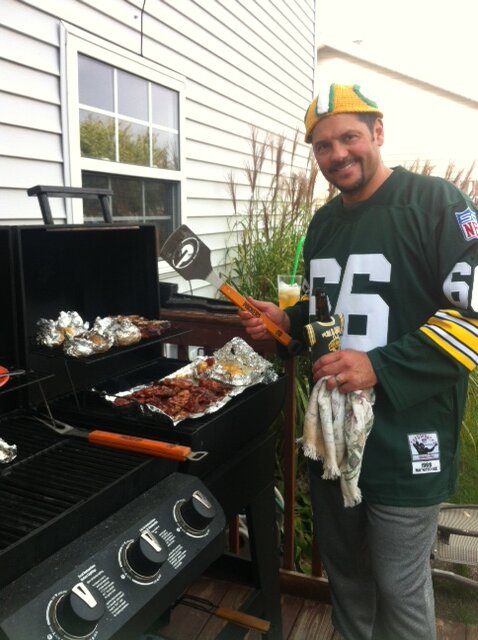 Father of 3 - BHawks-Badgers-GB-Cubs-golf-outdoors-history-grilling-music!