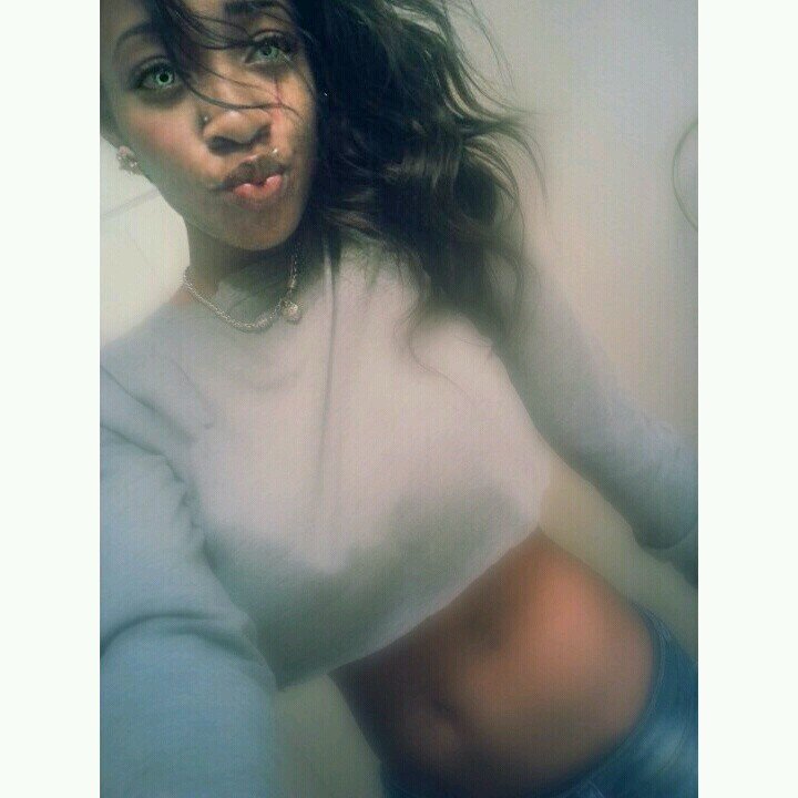 Insta : @__prettyk Loyalty is all i know Follow a real bissh ❤ Dont let my pretty face fool ya