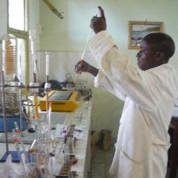 Chimiste, Enseignant-chercheur à la faculté des Sciences de l'Université de Bangui-Centrafrique