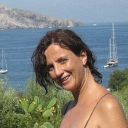 OlimpiadeSimone's profile picture. docente di scuola superiore, esperto di patrimonio e politiche culturali per lo sviluppo del territorio, mamma (in ordine alfabetico)
