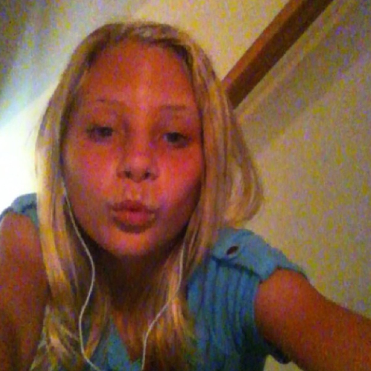Hey guys Brooke here!! Please follow!!☺☺ SOCCER is my life!⚽⚽⚽⚽⚽⚽!! Love you all