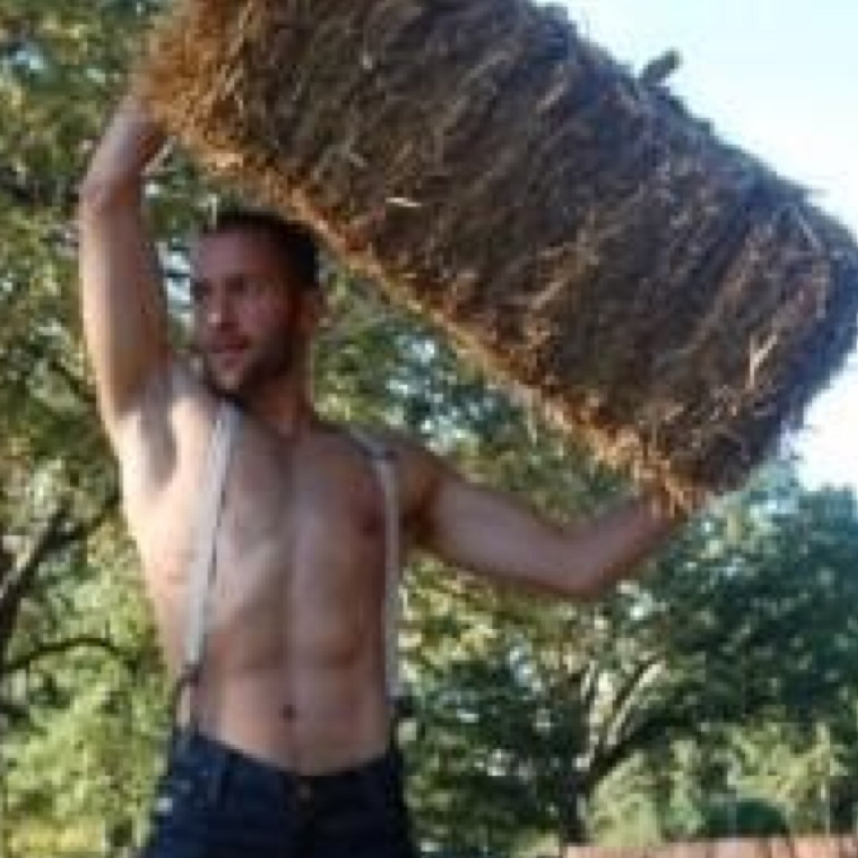 Follow me back. Just a simple amish man looking for a lady to raise a family with