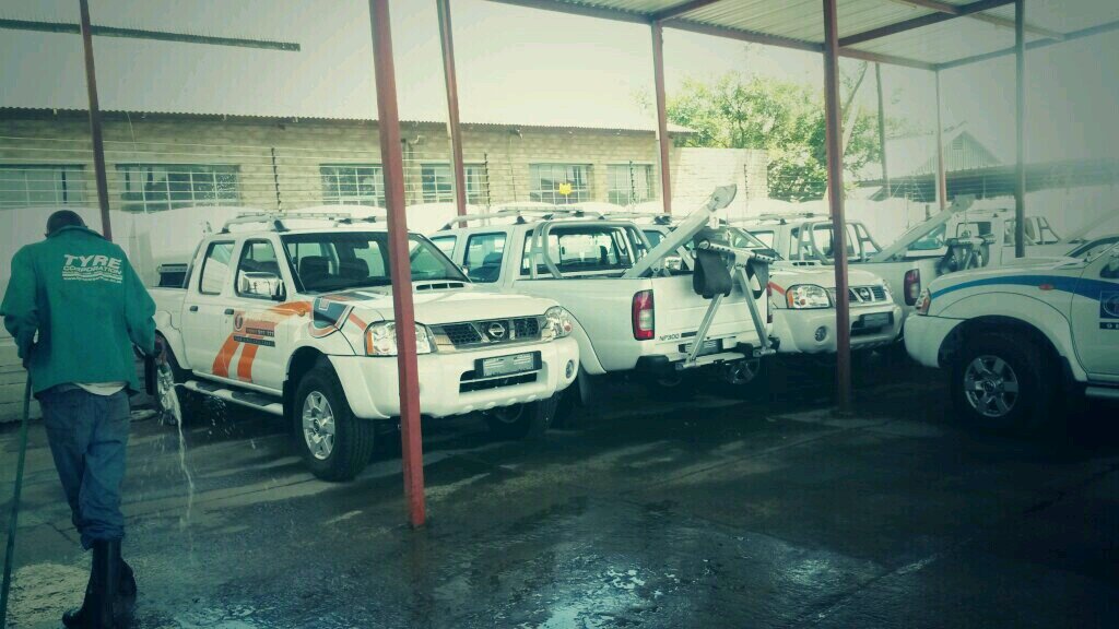 NEED A TOW SO CALL THE PRO Dyllan 071 440 4489 or Richard(rooies)082 905 9767