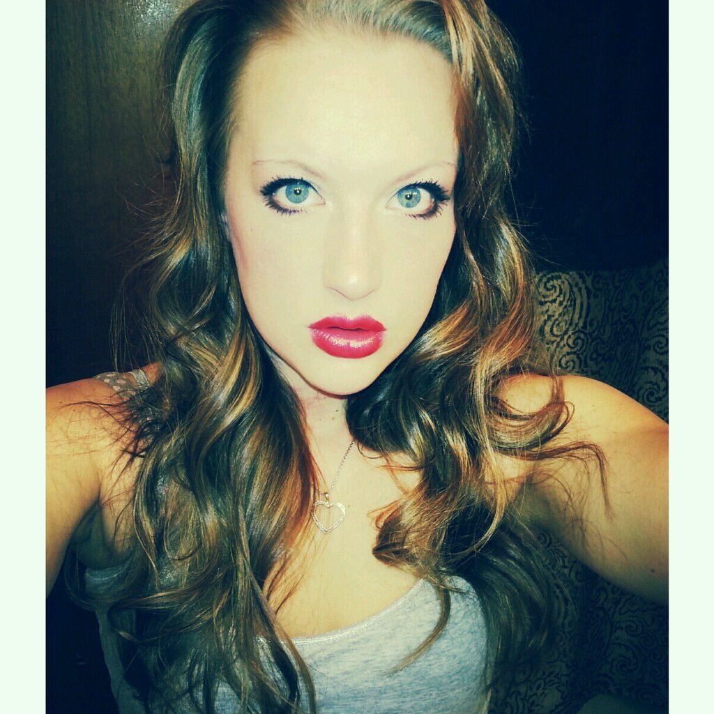 lovepink126's profile picture. 