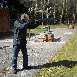 Dad of two fine boys, clay pigeon shooter and huge F1 fan