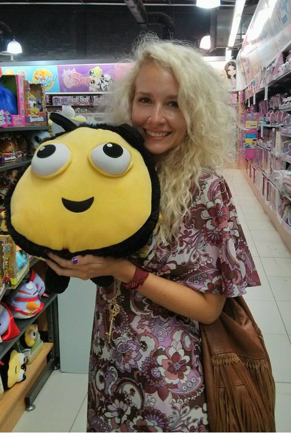 DaniPlaysPiano's profile picture. Junior front-end dev at @VOXI_UK Vodafone.
Composer of at least 3 tweets in the past 4 years.